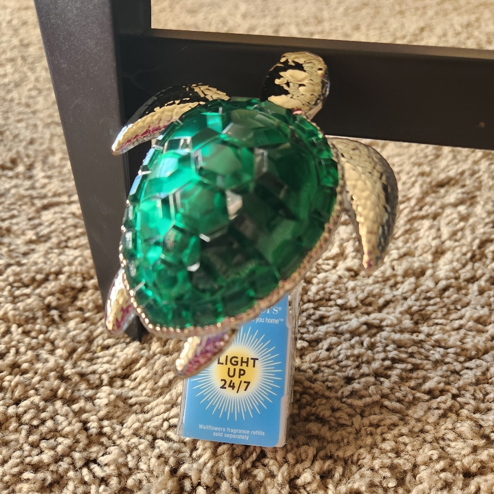 Buy 2 Get 1 FREE!! BBW Wallflowers Sea Turtle Plug-in